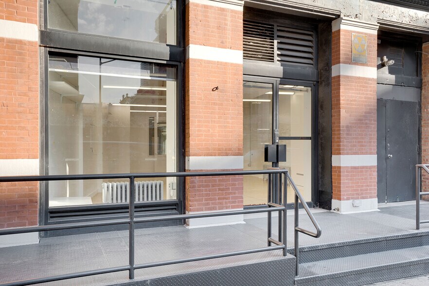 Primary Photo Of 90 Hudson St, New York Apartments For Lease