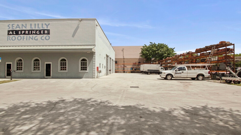 More Photos Of 14701 SW 137th St, Miami Light Distribution For Lease