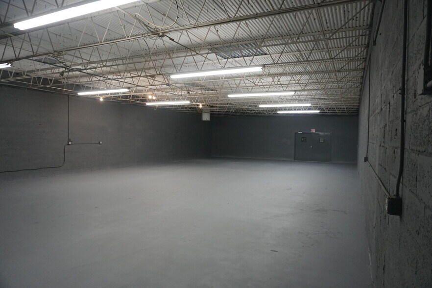 More Photos Of 1044 NE 44th St, Oakland Park Industrial For Sale