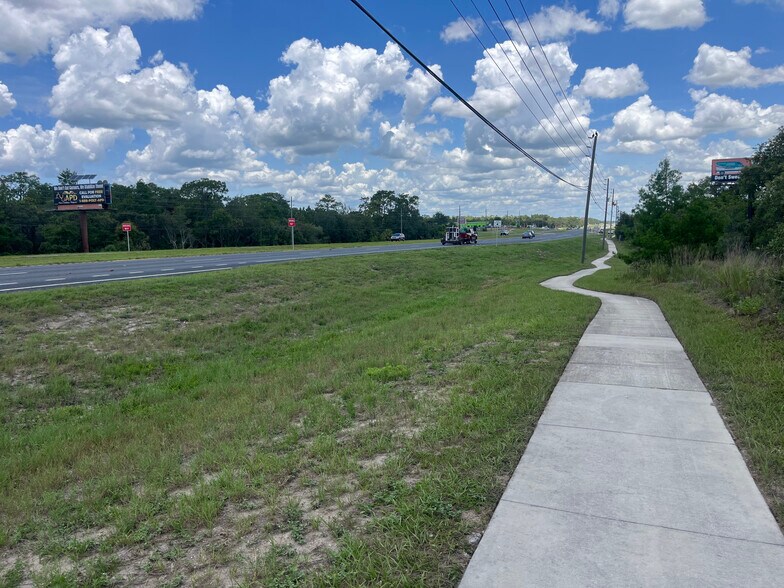 More Photos Of 8176 Commercial Way, Brooksville Land For Sale