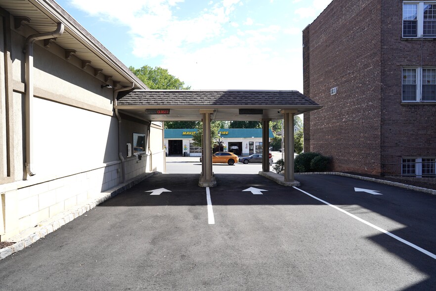 More Photos Of 725 Bloomfield Ave, Verona Bank For Sale