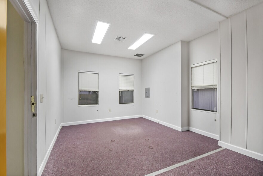 More Photos Of 1535 State Road 207, Saint Augustine Office For Lease