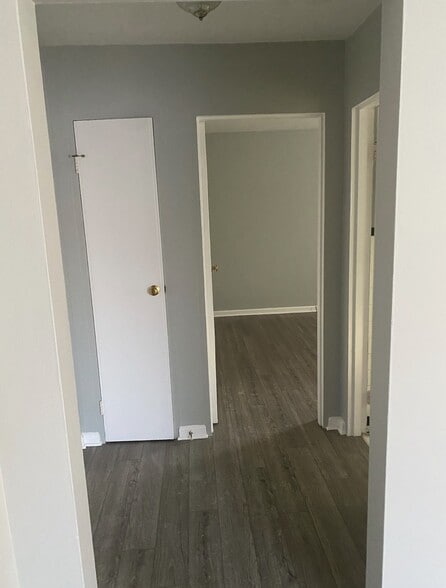 More Photos Of 5120 Glenwood Ave, Youngstown Apartments For Sale