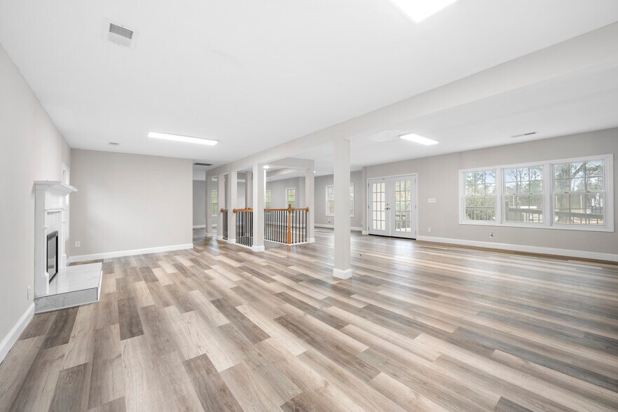 More Photos Of 2965 Highway 29 S, Lawrenceville Office For Sale