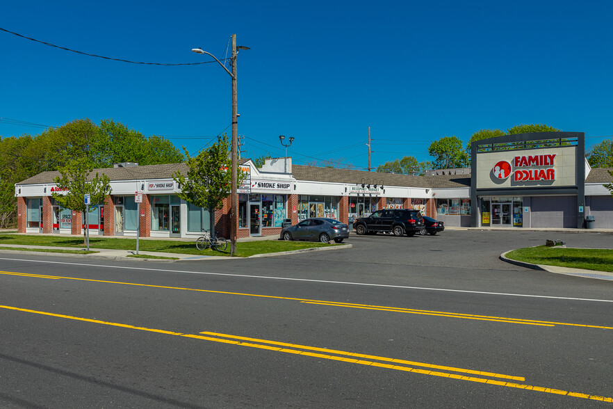 Primary Photo Of 1707-1735 Montauk Hwy, Bellport Unknown For Lease