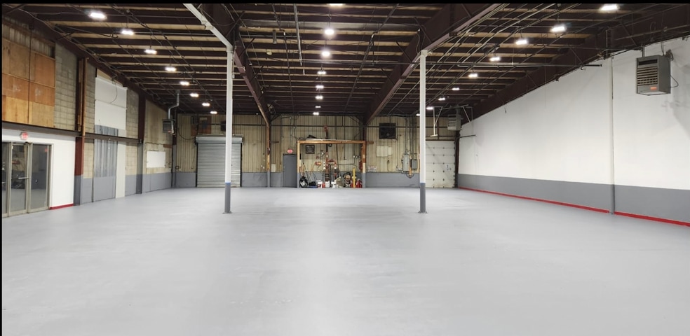 More Photos Of 12 Industrial Dr, Keyport Light Manufacturing For Lease