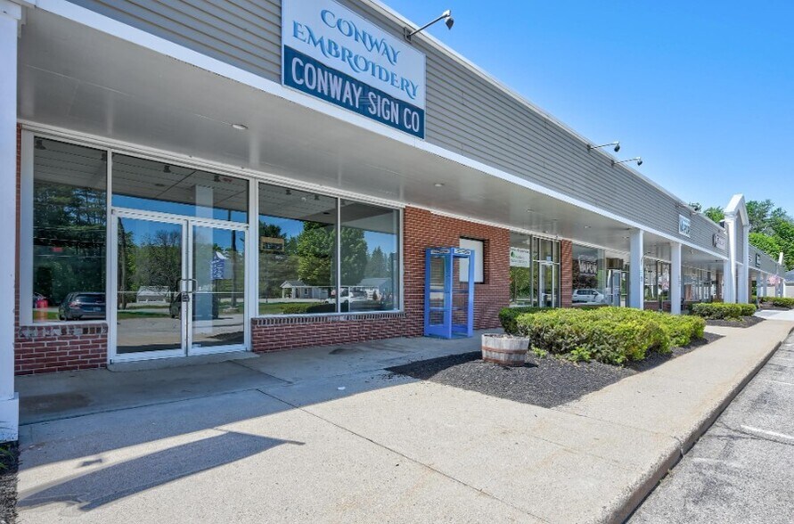 More Photos Of 50 White Mountain Hwy, Conway Freestanding For Lease