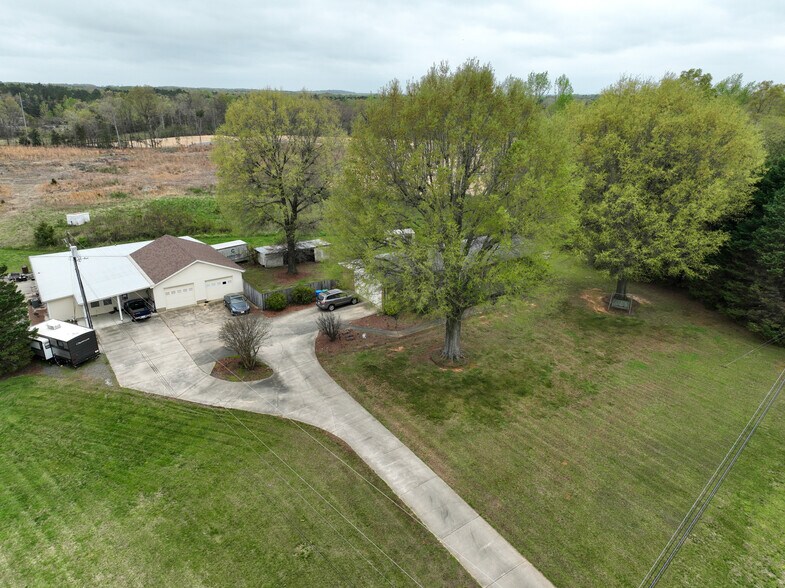 More Photos Of 6760 HWY 24/27 Hwy, Midland Land For Sale
