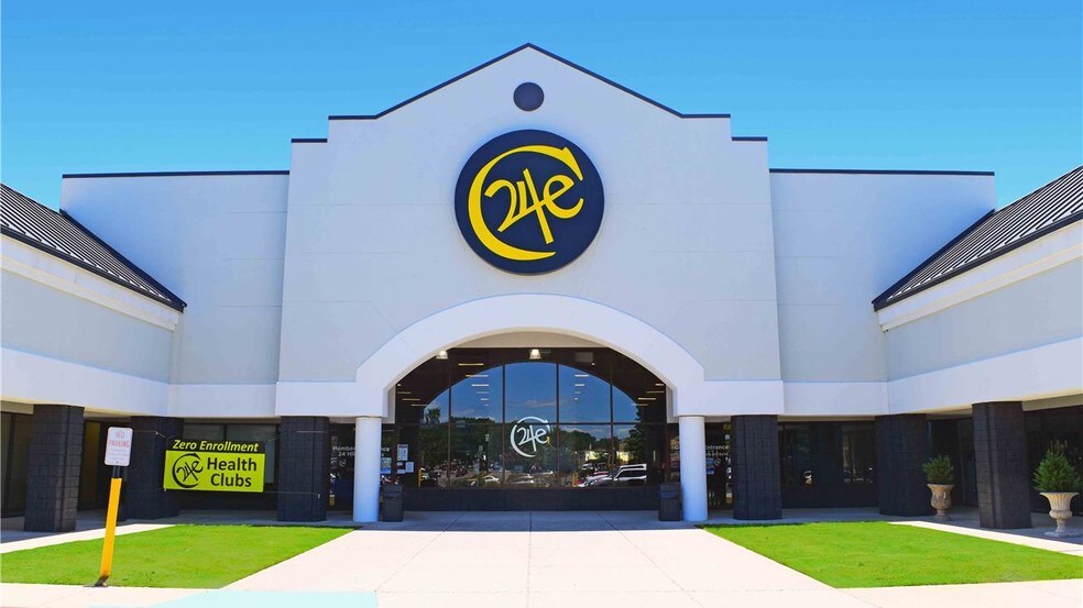 More Photos Of 6125 University Dr NW, Huntsville Unknown For Lease