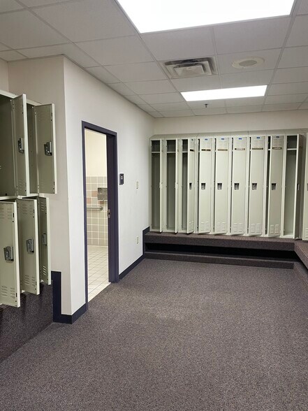 More Photos Of 2406 Catalpa Ave, Pascagoula Medical For Lease