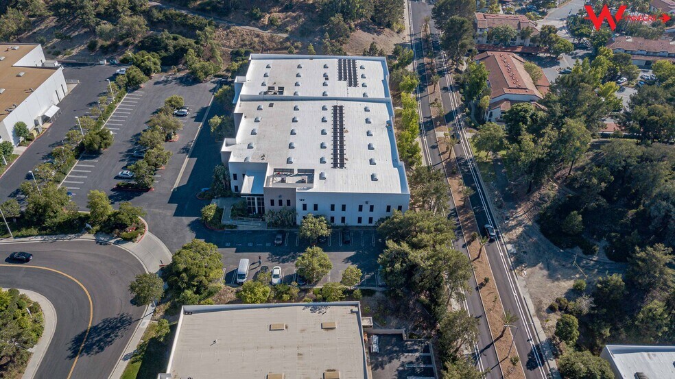 More Photos Of 120 Calle Iglesia, San Clemente Warehouse For Lease