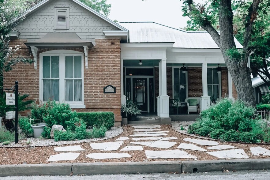 More Photos Of , New Braunfels Unknown For Sale