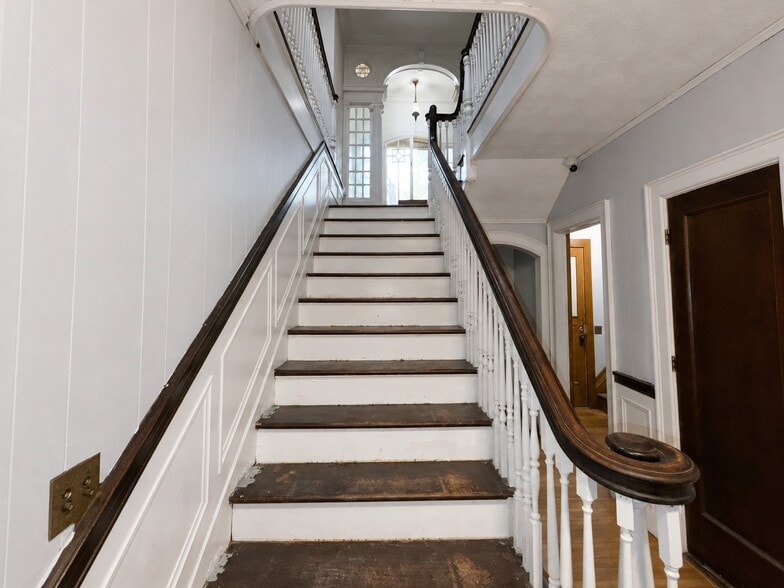 More Photos Of 147 Parkdale Ter, Rochester Apartments For Sale