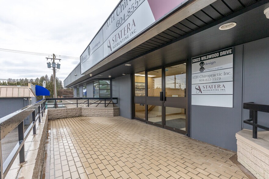 More Photos Of 33623 Wildwood Dr, Abbotsford Medical For Sale