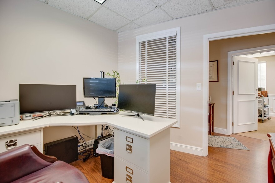 More Photos Of 604 Whitehead St, Key West Medical For Sale