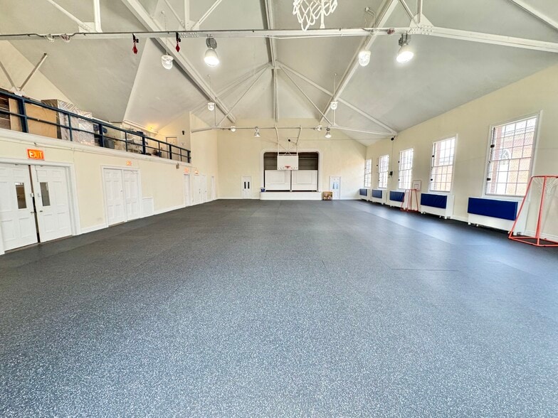 More Photos Of 46 Park St, Montclair Office For Lease