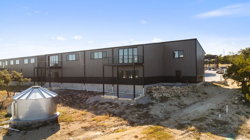 More Photos Of 451 Farrell Rd, Dripping Springs Light Distribution For Sale