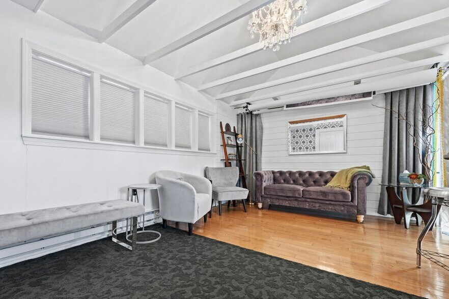 More Photos Of 245 Arundel Rd, Kennebunkport Lodge Meeting Hall For Sale