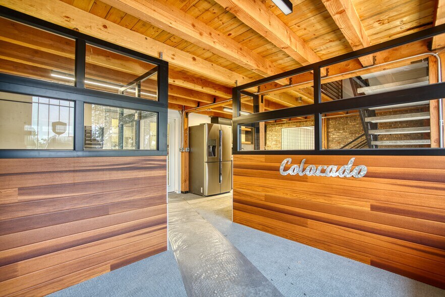 More Photos Of 851 E Hwy 224, Denver Warehouse For Sale