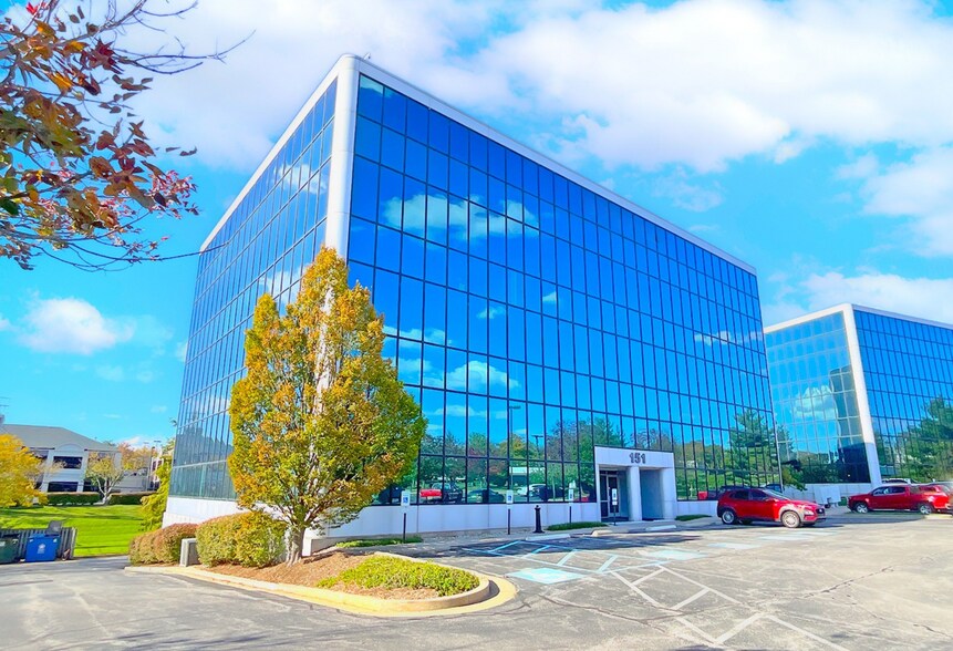 More Photos Of 151 N Eagle Creek Dr, Lexington Medical For Lease