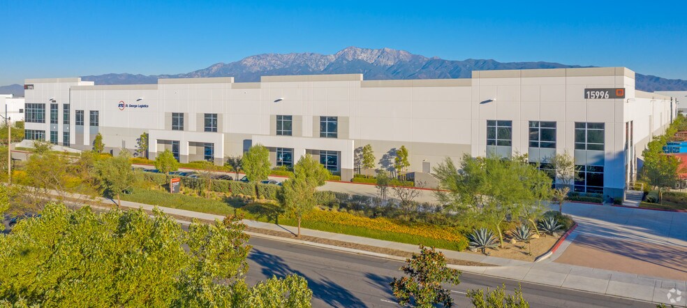 More Photos Of 15996 Jurupa Ave, Fontana Distribution For Lease