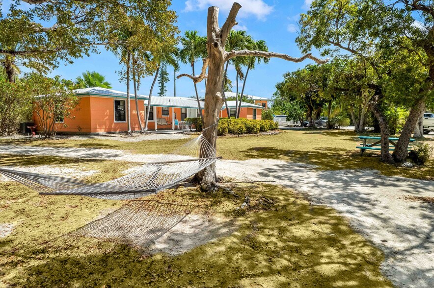 More Photos Of 97850 Overseas Hwy, Key Largo Hotel For Sale