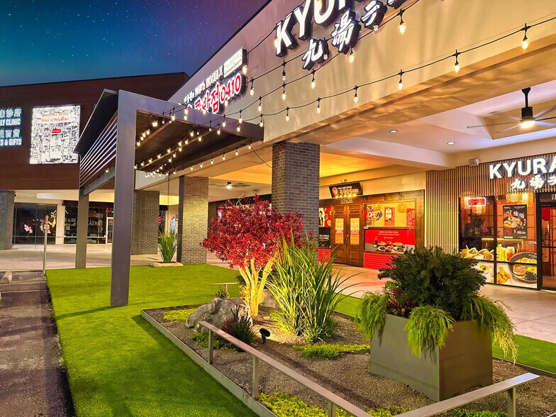 More Photos Of 9100-9188 Bellaire Blvd, Houston Unknown For Lease