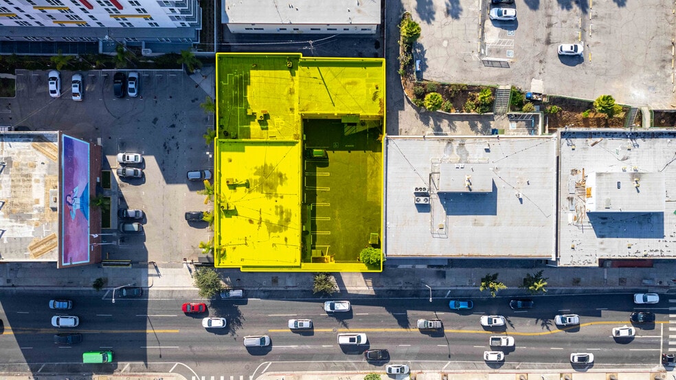 More Photos Of 963 - 965 South Western Avenue, Los Angeles Freestanding For Lease