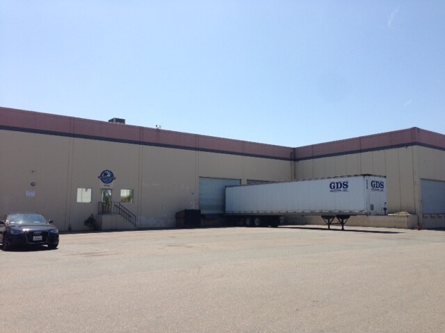 More Photos Of 15110-15120 Don Julian Rd, City of Industry Warehouse For Lease