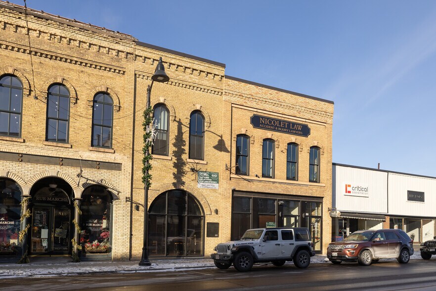 More Photos Of 517 2nd St, Hudson Storefront Retail Office For Sale