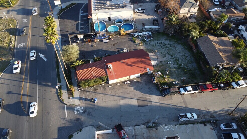 More Photos Of 16899 Lakeshore Dr, Lake Elsinore Contractor Storage Yard For Lease