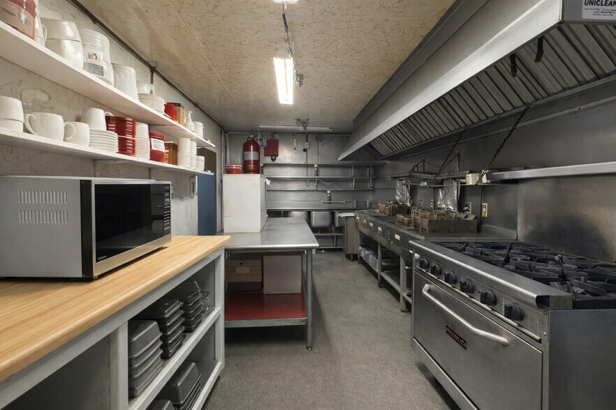 More Photos Of 11489 E Clarksville Rd, Marshall Restaurant For Sale