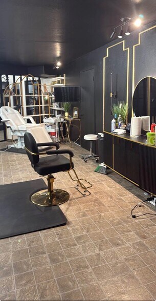 More Photos Of 606 Mount Rose St, Reno Storefront Retail Office For Lease