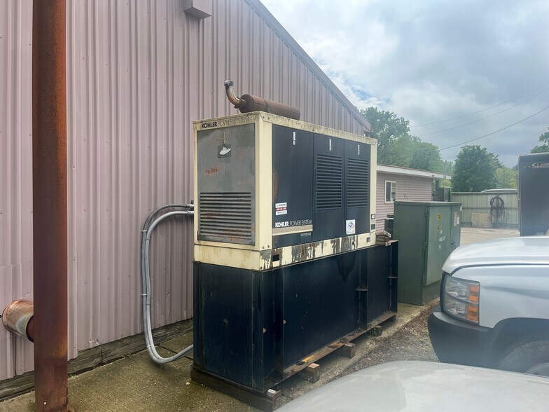 More Photos Of 4376 Beecher Rd, Flint Warehouse For Sale