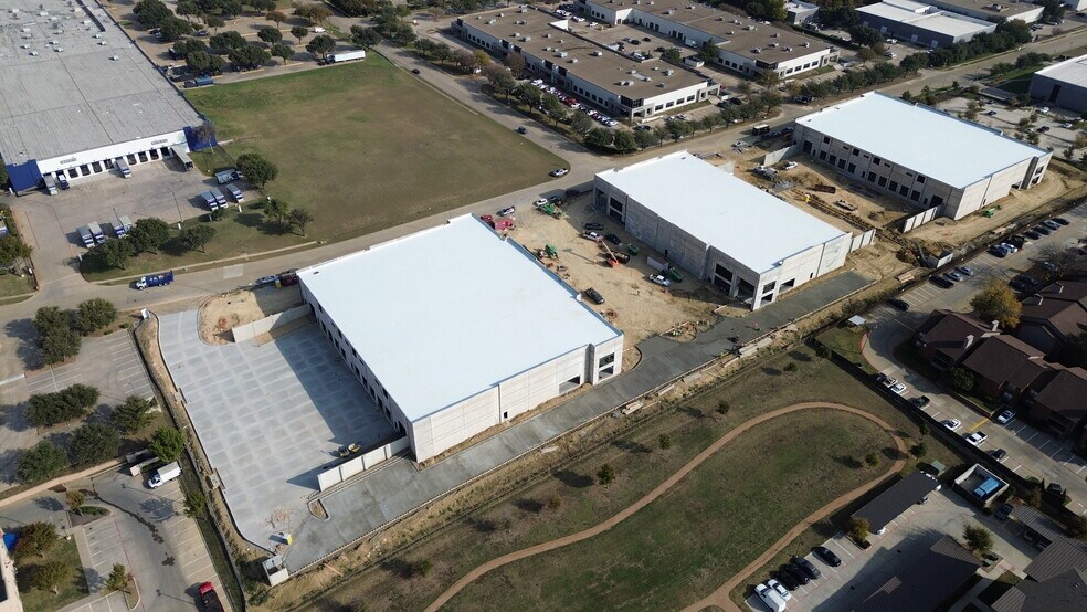 More Photos Of 100 Stephens St, Arlington Unknown For Lease