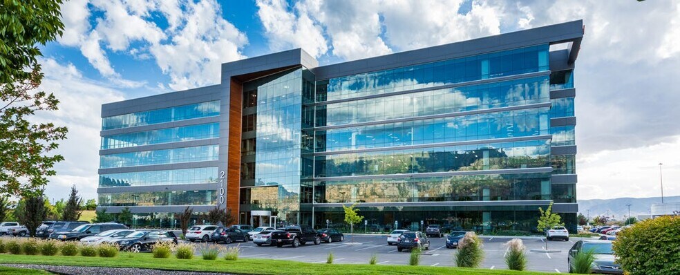More Photos Of 1064 S North County Blvd, Pleasant Grove Office For Lease