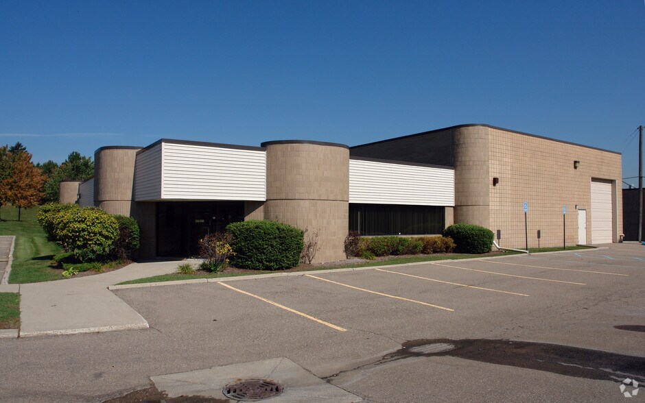 More Photos Of 37655 Interchange Drive, Farmington Hills Light Manufacturing For Lease