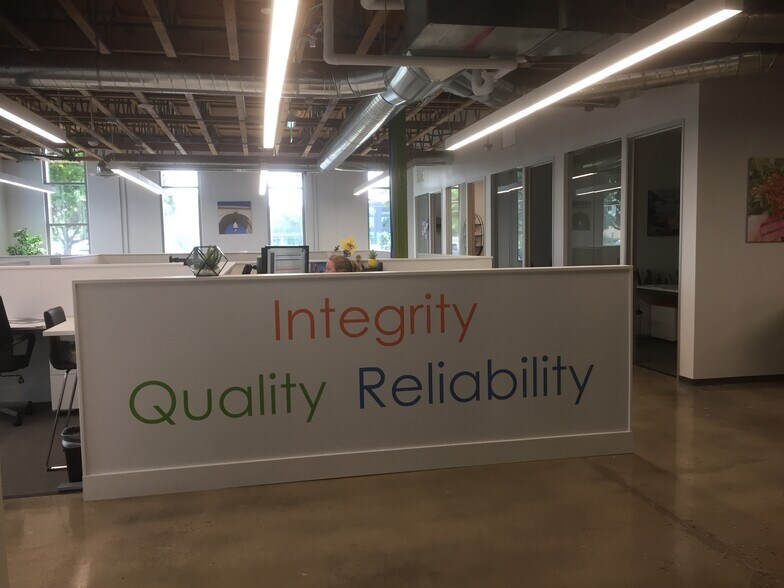 More Photos Of 2642 Michelle Dr, Tustin Office For Lease