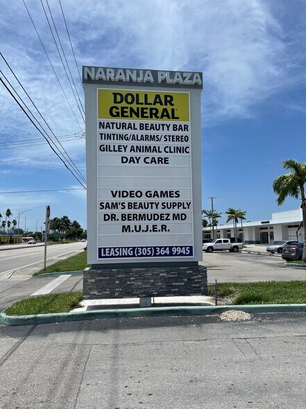 More Photos Of 27000 S Dixie Hwy, Naranja Unknown For Lease