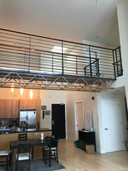 More Photos Of 2300 Broadway, Oakland Apartments For Sale