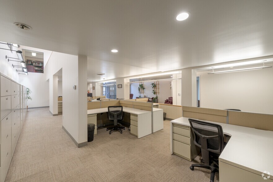 More Photos Of 434 E Broadway, Long Beach Loft Creative Space For Sale