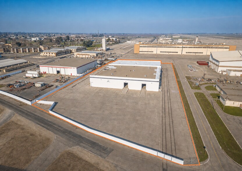 Primary Photo Of 2901 Apron Ave, Atwater Warehouse For Lease