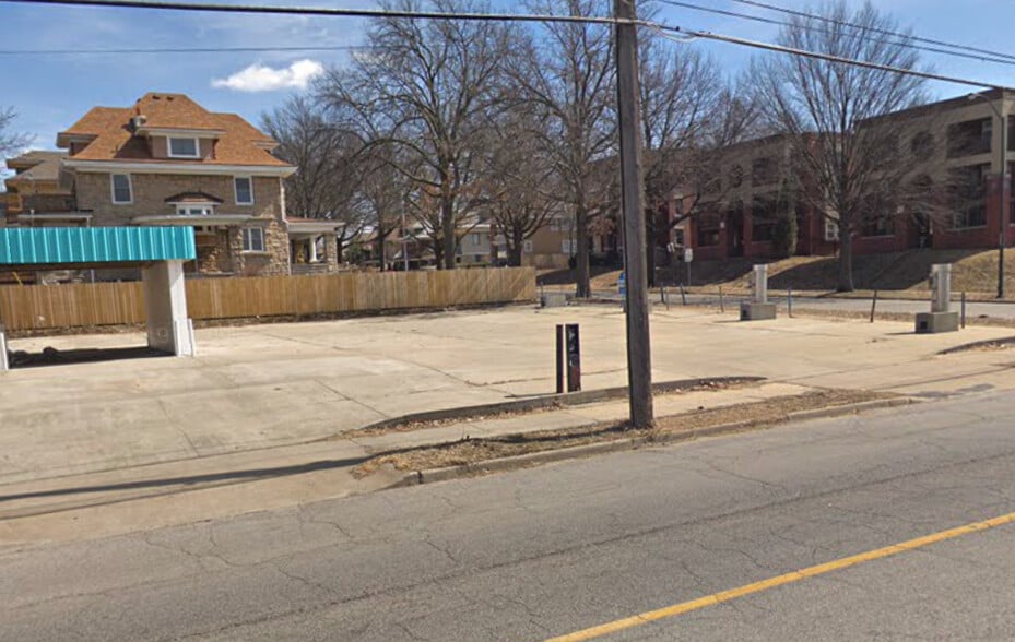 More Photos Of 2855 Prospect Ave, Kansas City Carwash For Sale