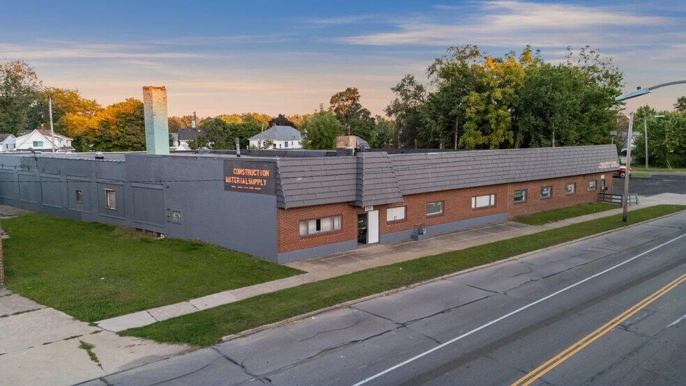 More Photos Of 223 Fearing Blvd, Toledo Freestanding For Lease