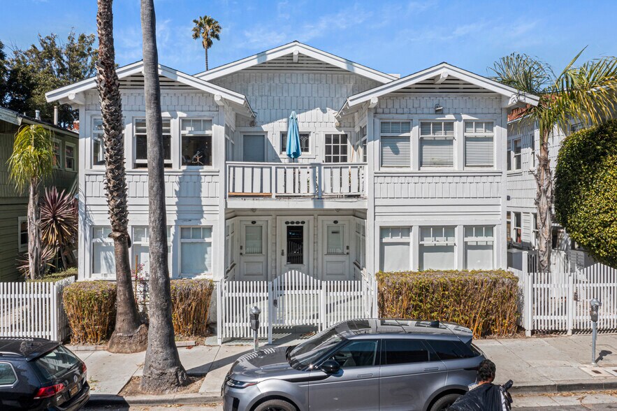 More Photos Of 145-147 Bay St, Santa Monica Loft Creative Space For Sale