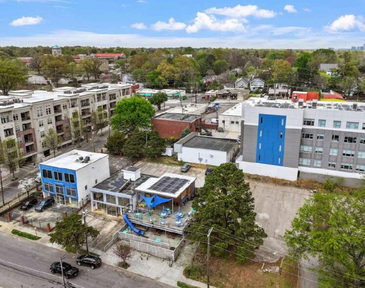 More Photos Of 710 W Johnson St, Raleigh Bar For Sale