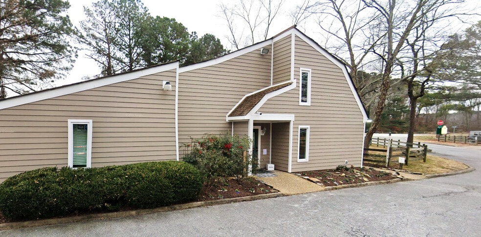 Primary Photo Of 2492 Holland Rd, Virginia Beach Veterinarian Kennel For Sale