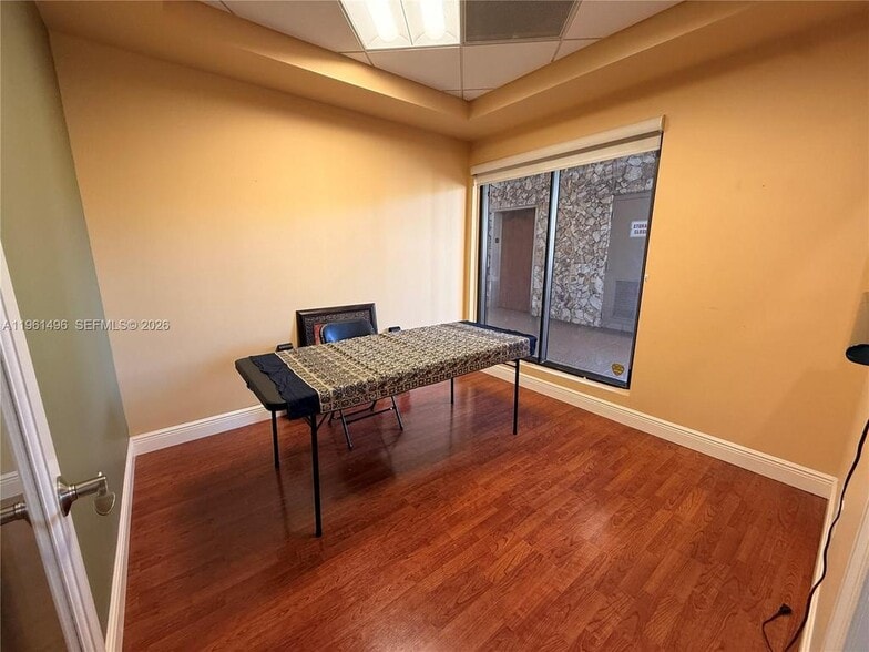 More Photos Of 2699 Stirling Rd, Fort Lauderdale Medical For Lease