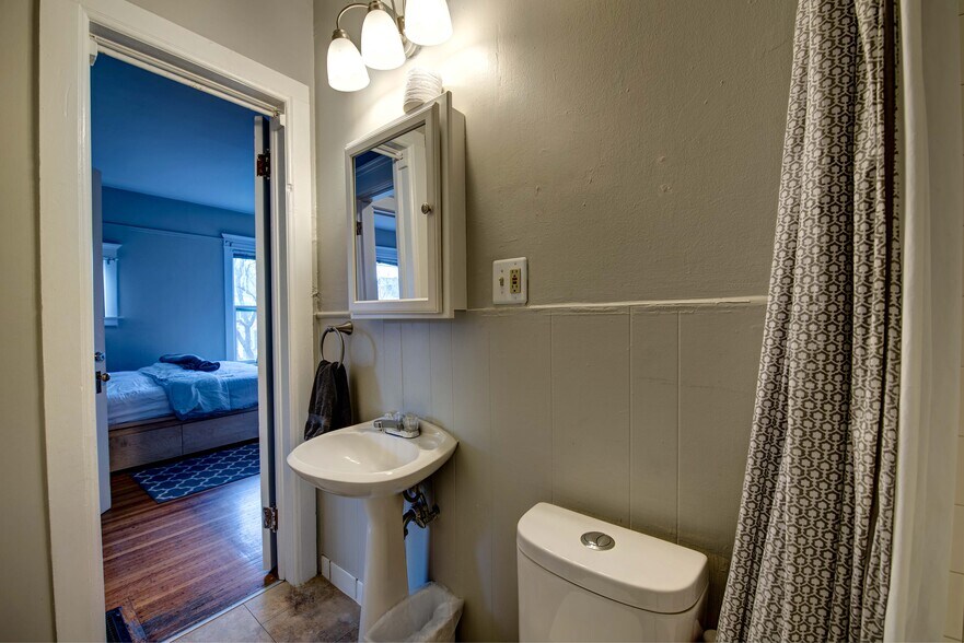 More Photos Of 1225 N Clarkson St, Denver Apartments For Sale