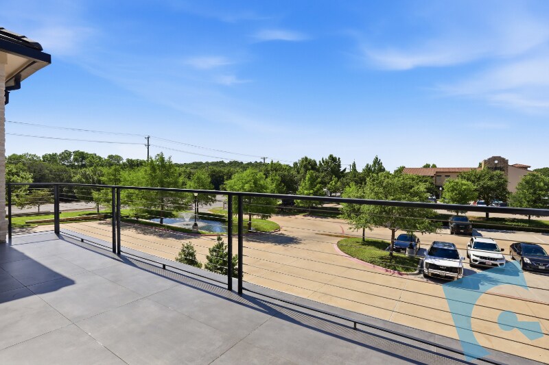 More Photos Of 8739 Davis Blvd, Keller Office For Sale